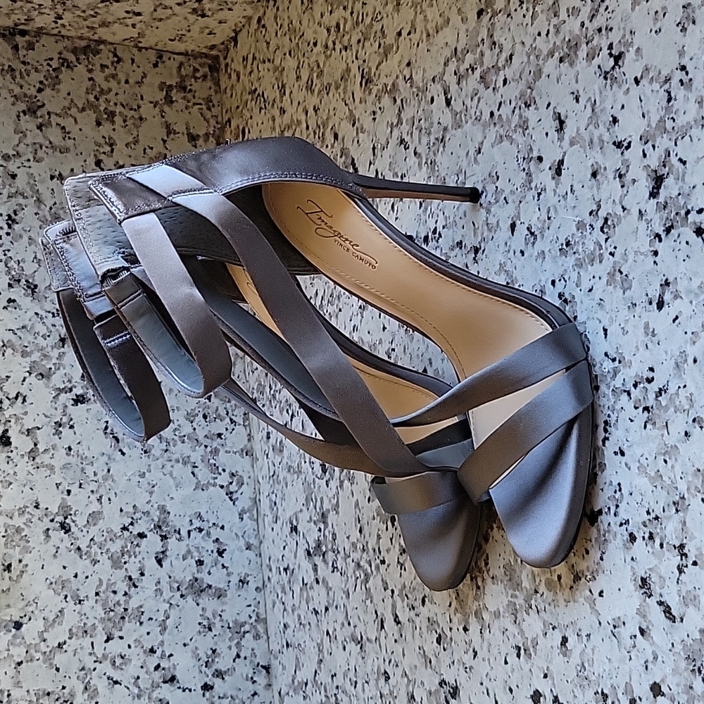 !!! SOLD !!!!  Vince Camuto Imagine Devin Satin Sandals US 9 !!! SOLD !!!! - Picture 4 of 10